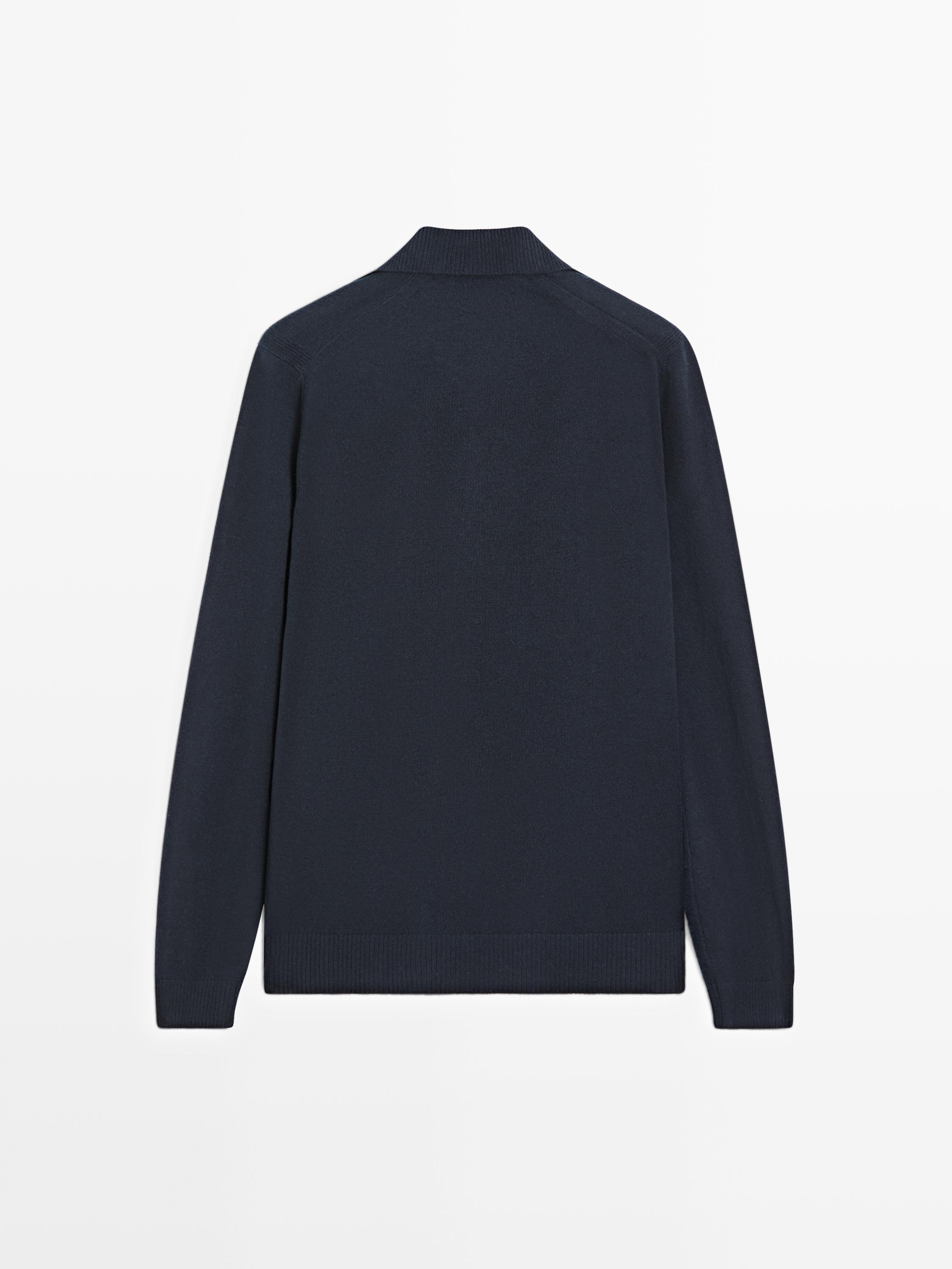 Wool V-neck knit polo sweater